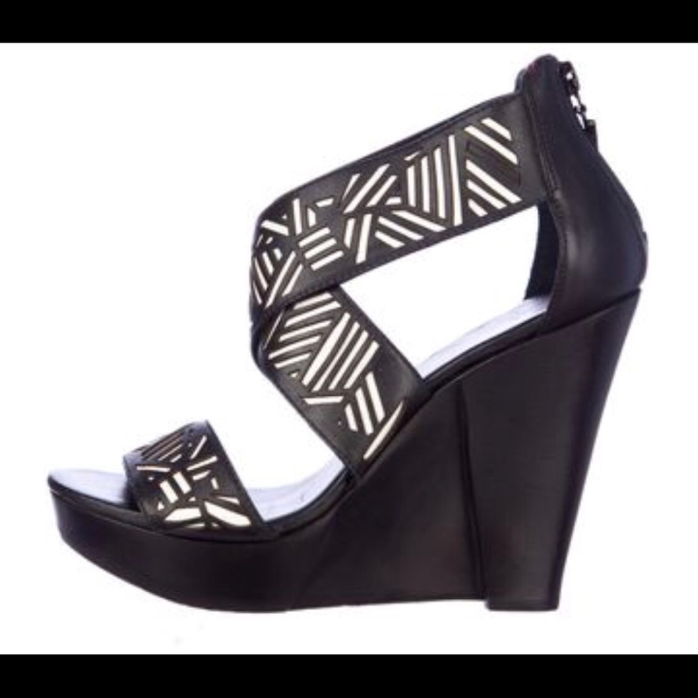 Authentic Diane Von Furstenberg Opal Wedge